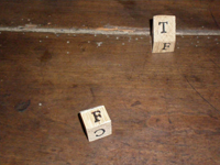 La Cabane Sul'Dos :: Jeu de dés en bois